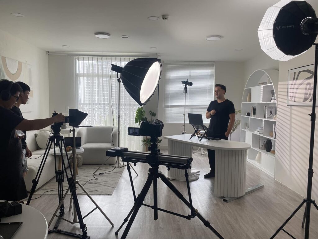 Corporate interview apartment setup